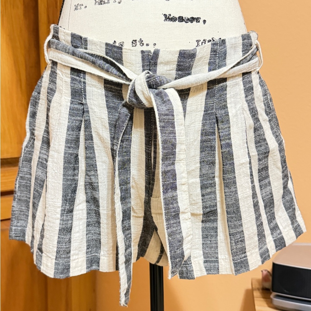 Dark grey Striped High Waist linen Women's Shorts